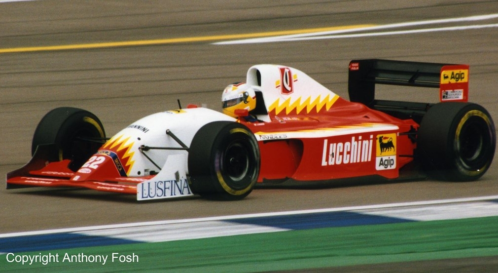 Luca Badoer in Scuderia Italia